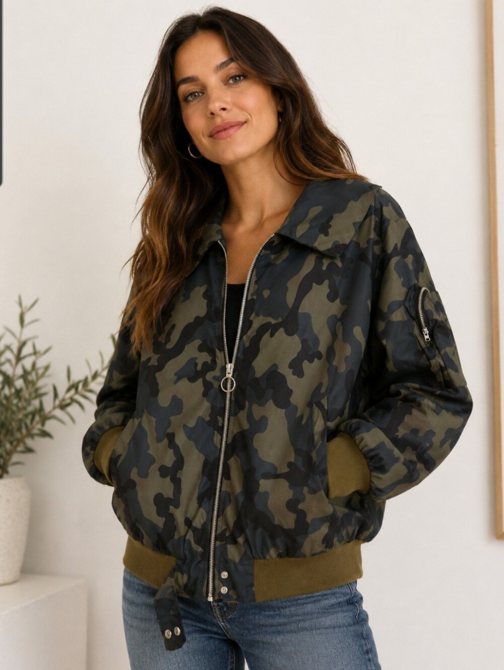 NWOT. PrettyLittleThing Olive and Black Camo Windbreaker BomberJacket. Size S/M.